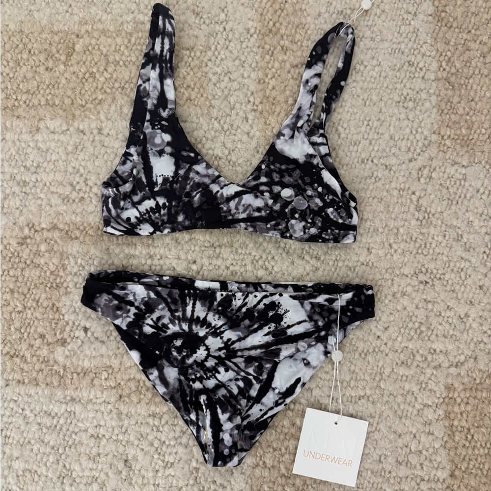 Mai Bonita Bikini Set NWT XS